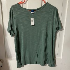 Women’s Old Navy Luxe tee- size M